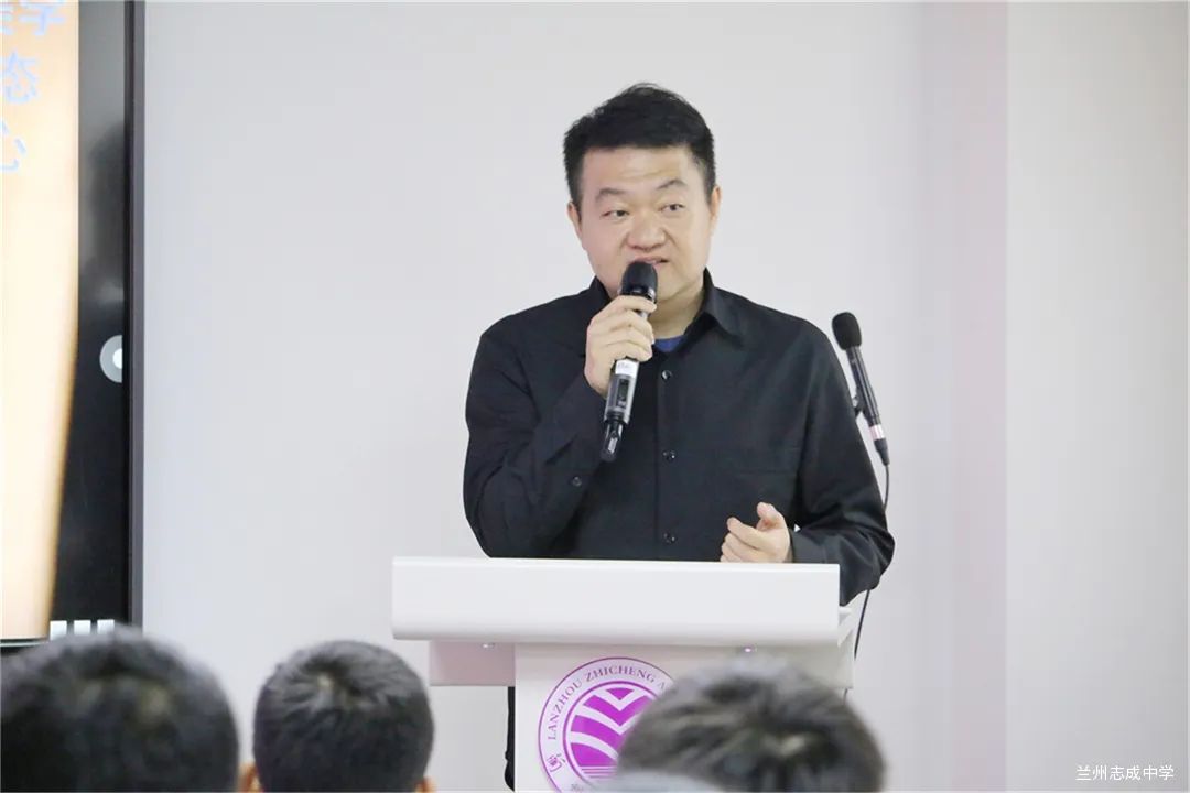908a8b09141088dd7d8ef5c625a6ab2.jpg 图片