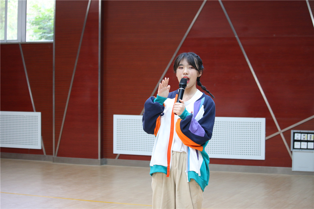 兰州志成中学第五届"may flower"英语节