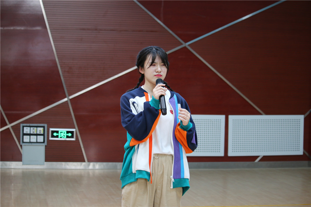 兰州志成中学第五届"may flower"英语节